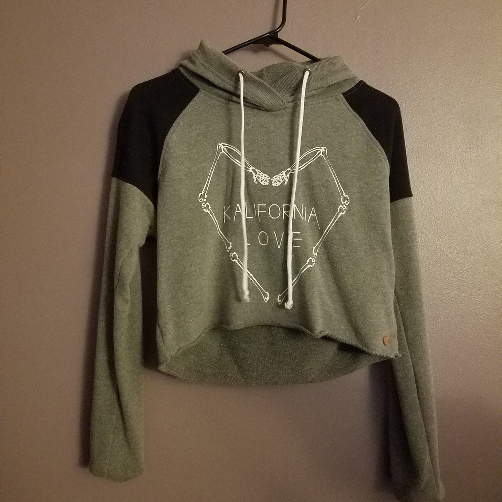 Kendall and Kylie cropped sweatshirt
